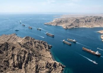 هاجس الجزر يشعل استنفار إيران وسط سباق النفوذ البحري