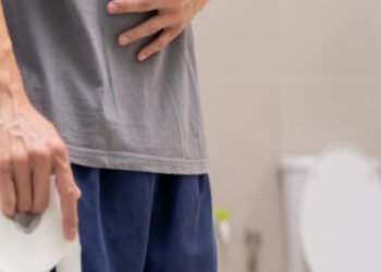 متى يتحول إسهال كبار السن إلى ناقوس خطر طبي؟