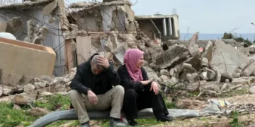 تصعيد إسرائيلي واسع جنوب لبنان قبيل اتفاق التهدئة المرتقب