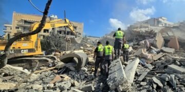 غارات الجنوب تتحدى التهدئة.. إسرائيل تواصل التصعيد في لبنان