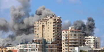 غارة إسرائيلية جديدة تهز جنوب لبنان رغم اتفاق إنهاء الصراع المرتقب