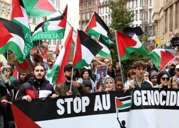 تضييق غير مسبوق.. شهادات توثق قمع الأصوات المؤيد لفلسطين في فرنسا