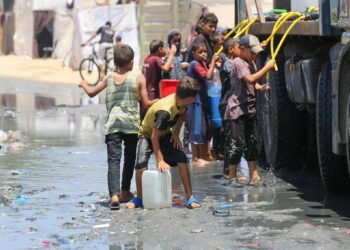 عطش وجوع وأمراض.. روايات مؤلمة من واقع المأساة في غزة