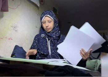 في سرداب بلا ضوء.. قصة خلود ضحة سرطان الاحتلال في خان يونس