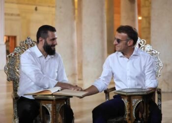 خرق أمني في العاصمة السورية.. عبوات ناسفة تهز دمشق قرب مقر إقامة ماكرون