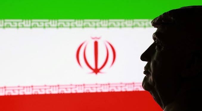 ساعة الصفر تقترب.. ترامب يرفض الهدنة وحلف مكة يتدخل